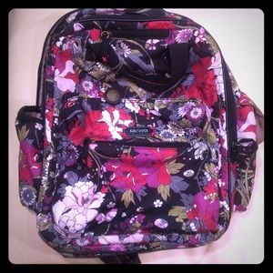 Adorable sakroots Backpack! 🎒 🌺